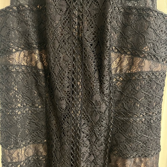 BCBG MaxAzria Black Lace Evening Gown Size 8 - Picture 4 of 15